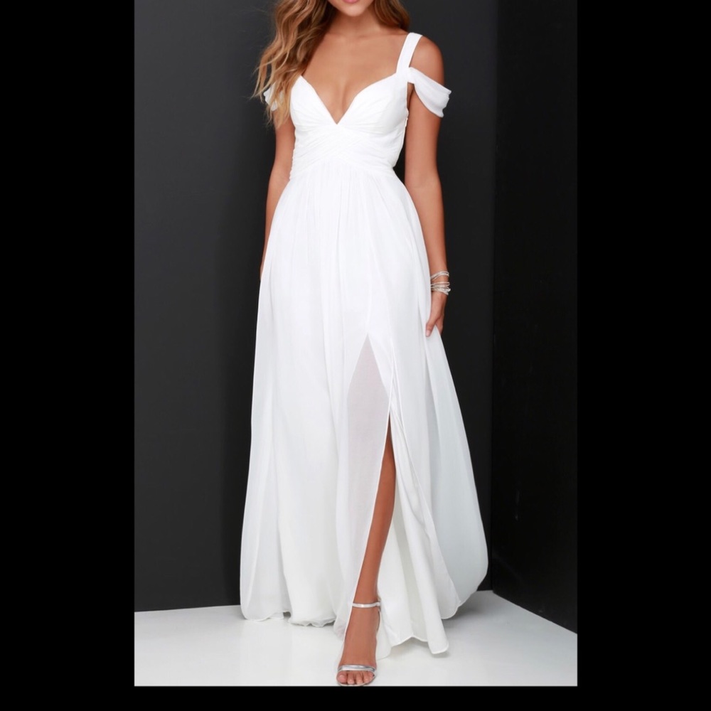 Lulu’s Ocean of Elegance Ivory Maxi Dress